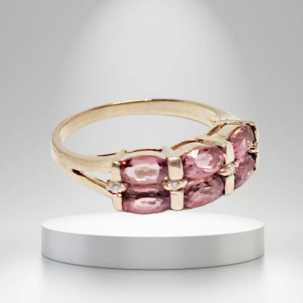 9K Yellow Gold Ring with Double Row Amethysts and 4 Diamonds - Picture 4 of 8